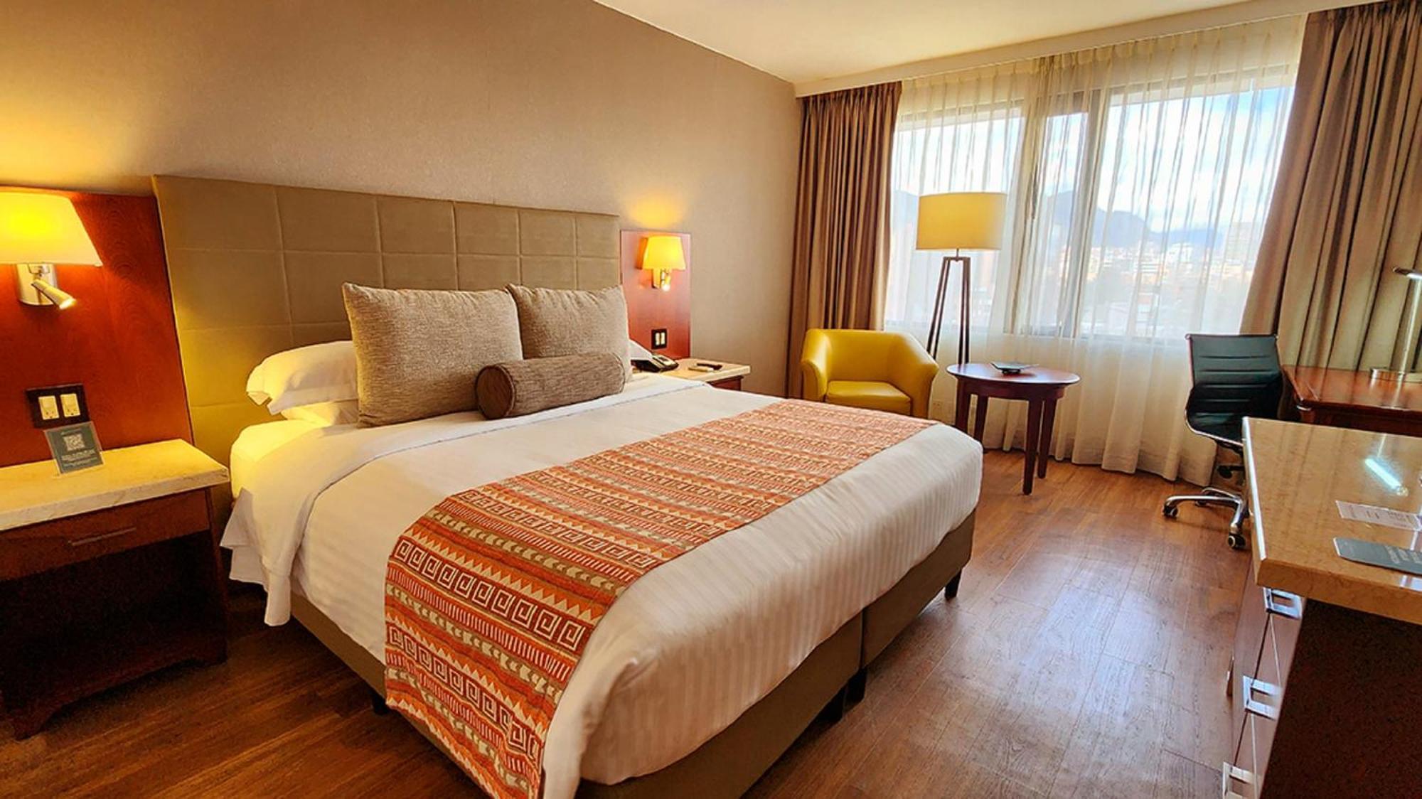 Bogota Plaza Hotel المظهر الخارجي الصورة A room at the hotel