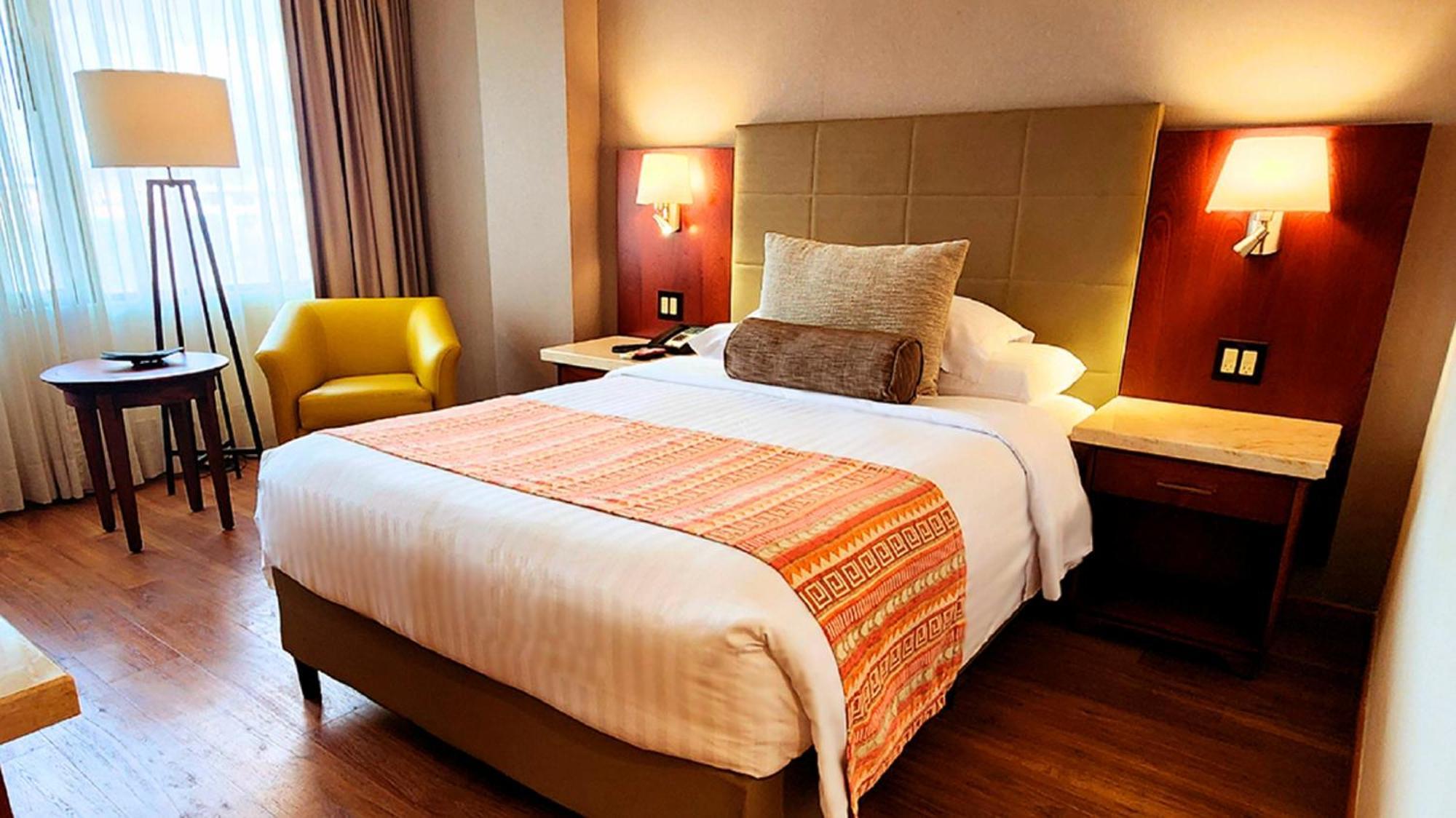 Bogota Plaza Hotel المظهر الخارجي الصورة A bedroom at the hotel